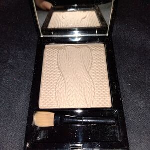 New Medium Face Powder